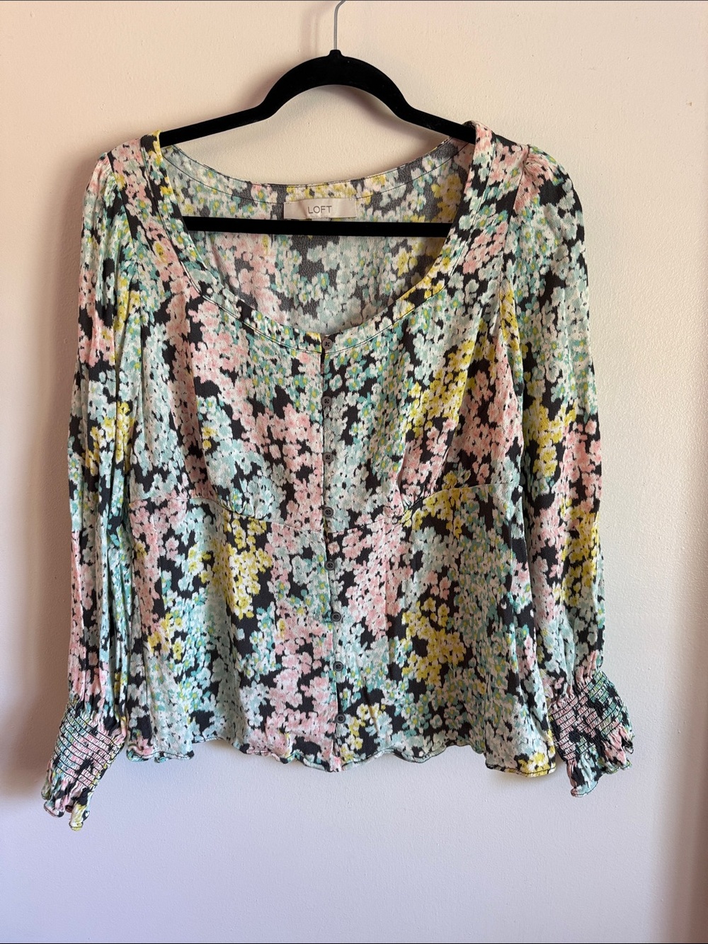 LOFT Pastel Floral Button-Front Blouse size L